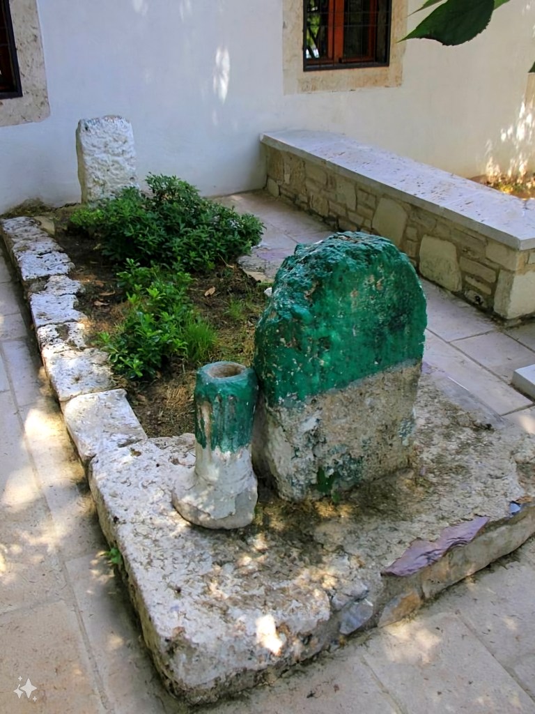 Seyyid Kemâleddin Hazretleri
Şahidî camii hazîresi
Muğla